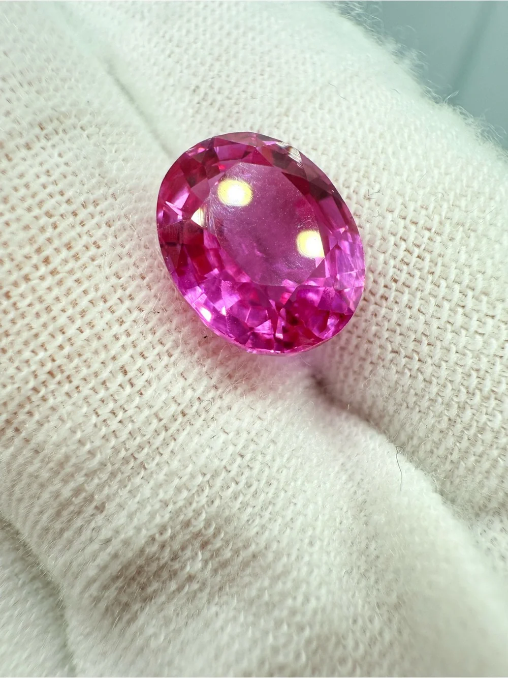 Pink Oval Faceted Sapphire Gemstone for Women’s Jewelry